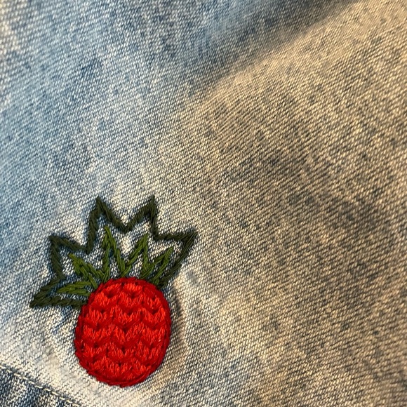 2/$30 Baby Gap Embroidered Faded Jean Dress Buttons Sun Boat Fish XL 18-24M - Picture 5 of 9